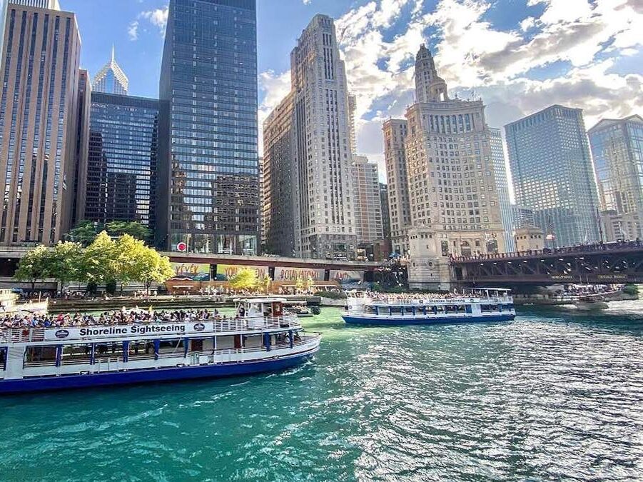Picture of Chicago River Boat Architecture Tours