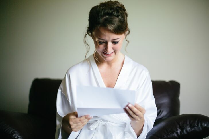 Nicole and Gavin exchanged sweet sentiments on the morning of their nuptials. Nicole read Gavin’s love letter while getting ready for the big day.