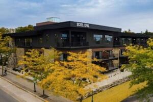 Picture of The Earl