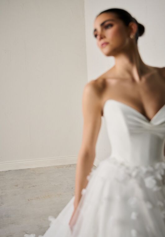 Justin Alexander Signature Ornella Ball Gown Wedding Dress - 6