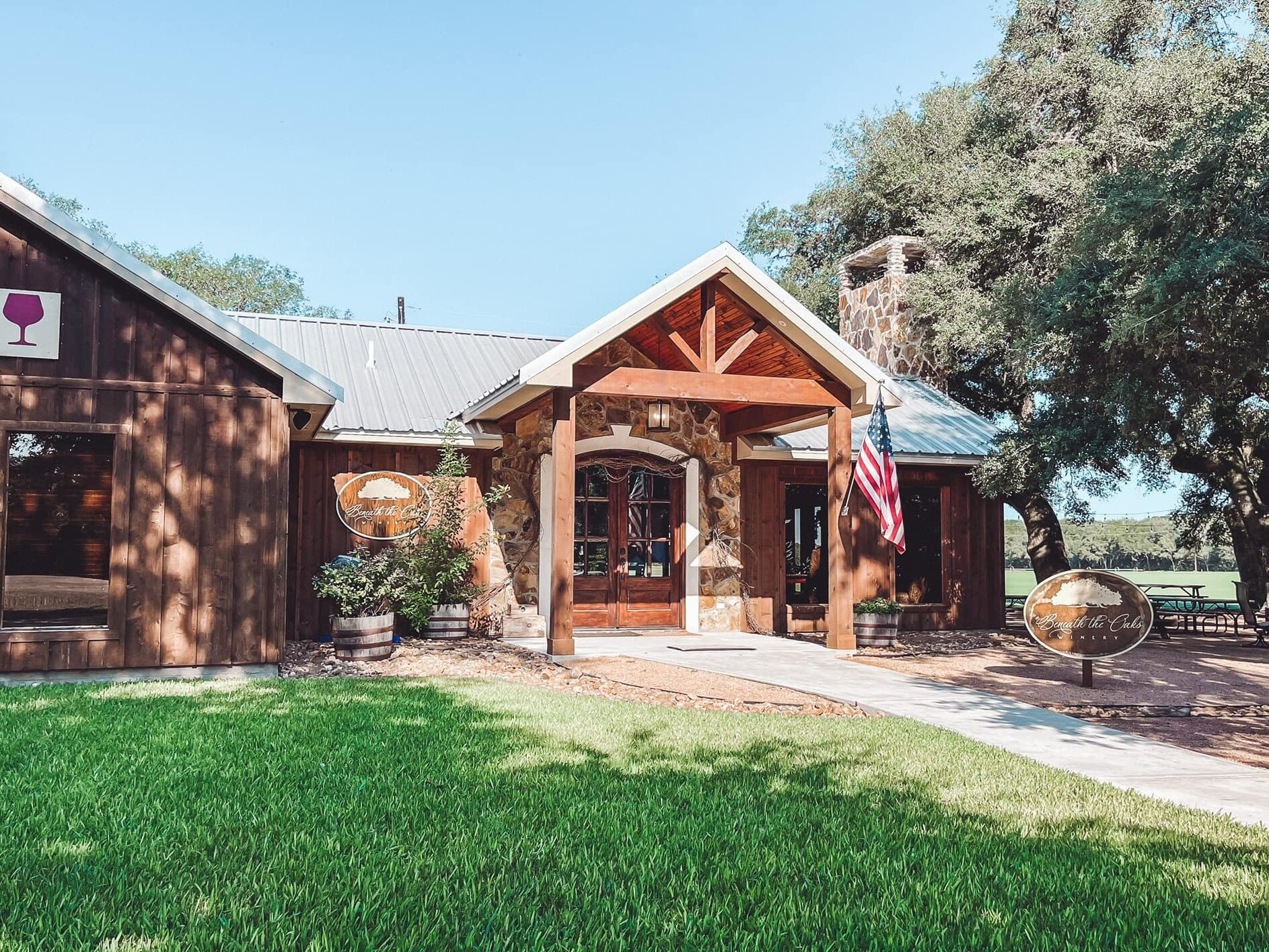 Picture of Beneath the Oaks Winery 