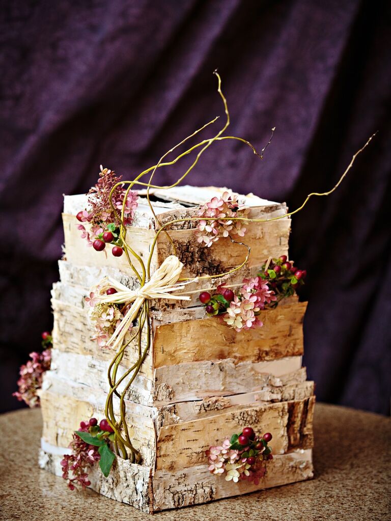 Rustic square tiered cake. 
