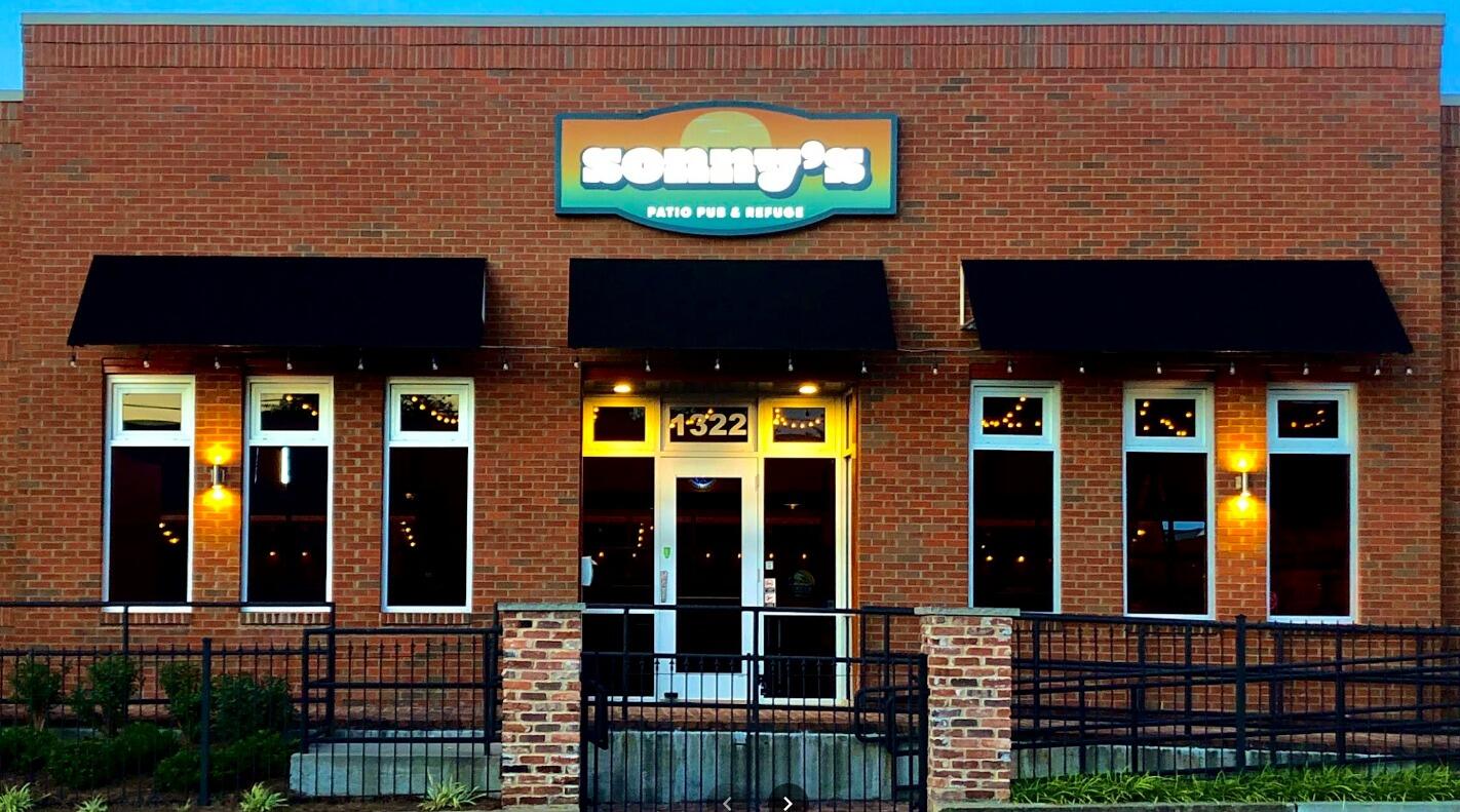 Picture of Sonny's Patio Pub and Refuge