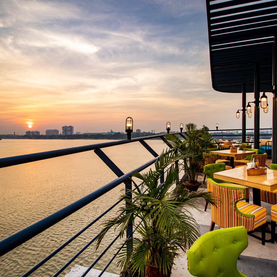 Picture of Polo Floatel - Kolkata