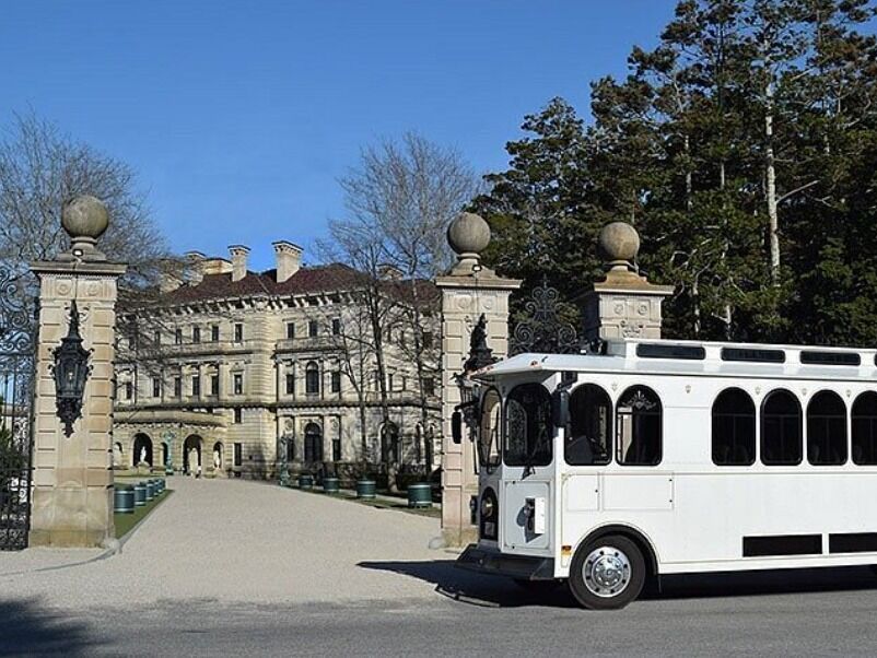 Picture of Newport Gilded Age Mansion Trolley Tour
