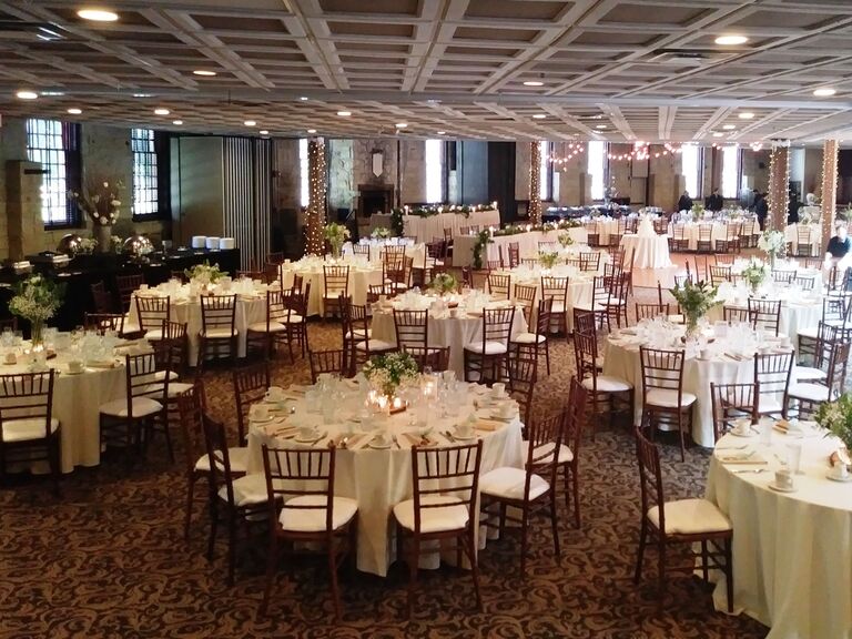 Wedding venue in Aurora, Illinois.