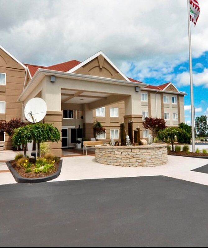 Picture of Holiday Inn Express & Suites Port Clinton-Catawba Island, an IHG Hotel