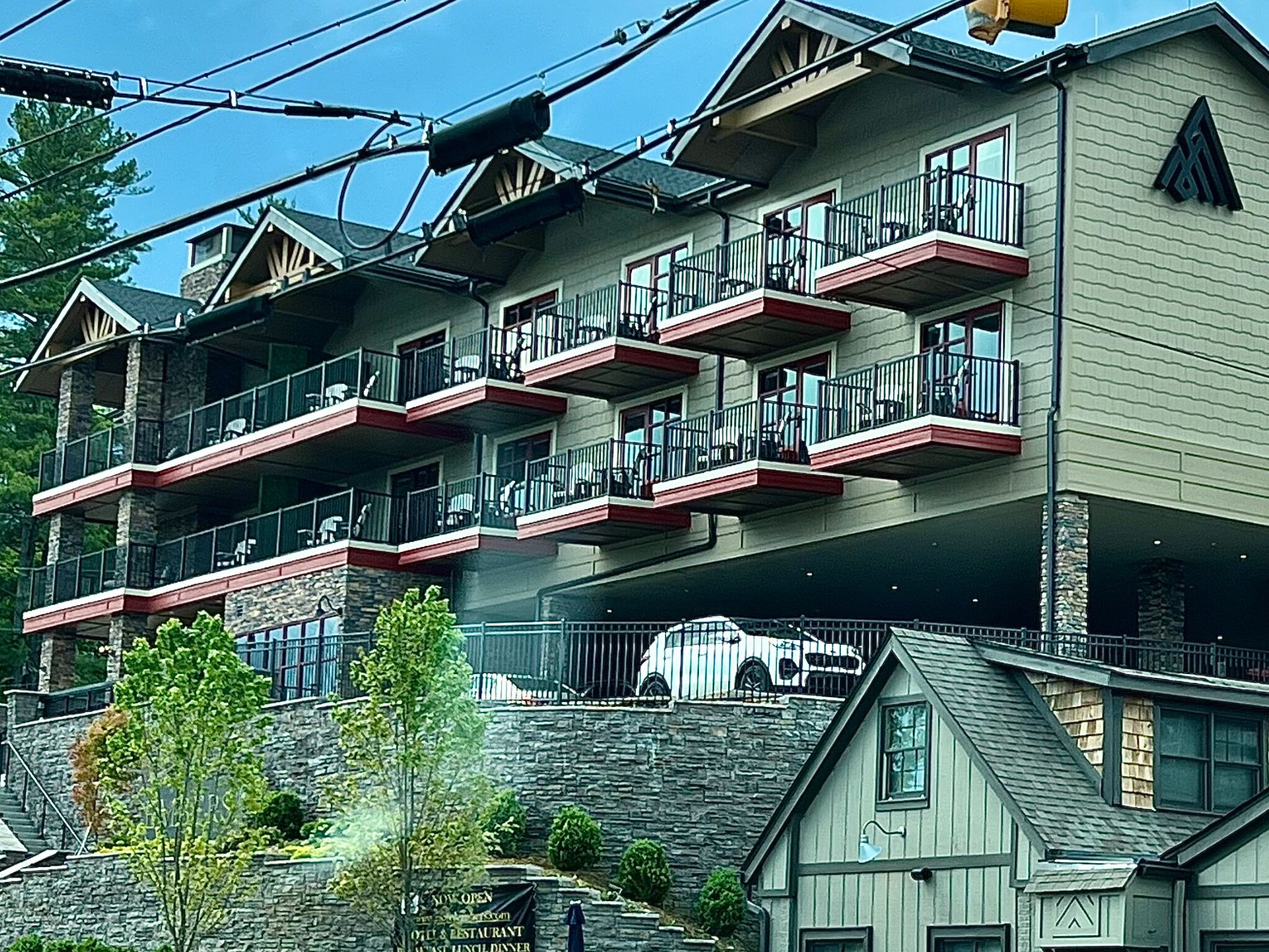 Picture of The Embers Hotel
