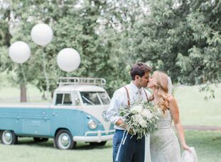 As a professional wedding planner, Megan Glenn (25) has seen her fair share of venues. “I wanted to get married somewhere I hadn’t planned a client’s 