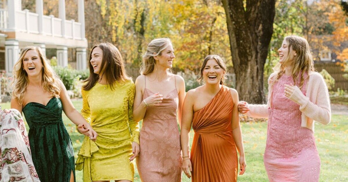 A Guest's Guide to What to Wear to a Bridal Shower