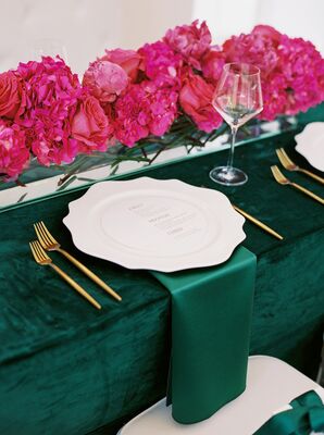 Glamorous Velvet Place Setting With Emerald Green and Fuchsia Colors