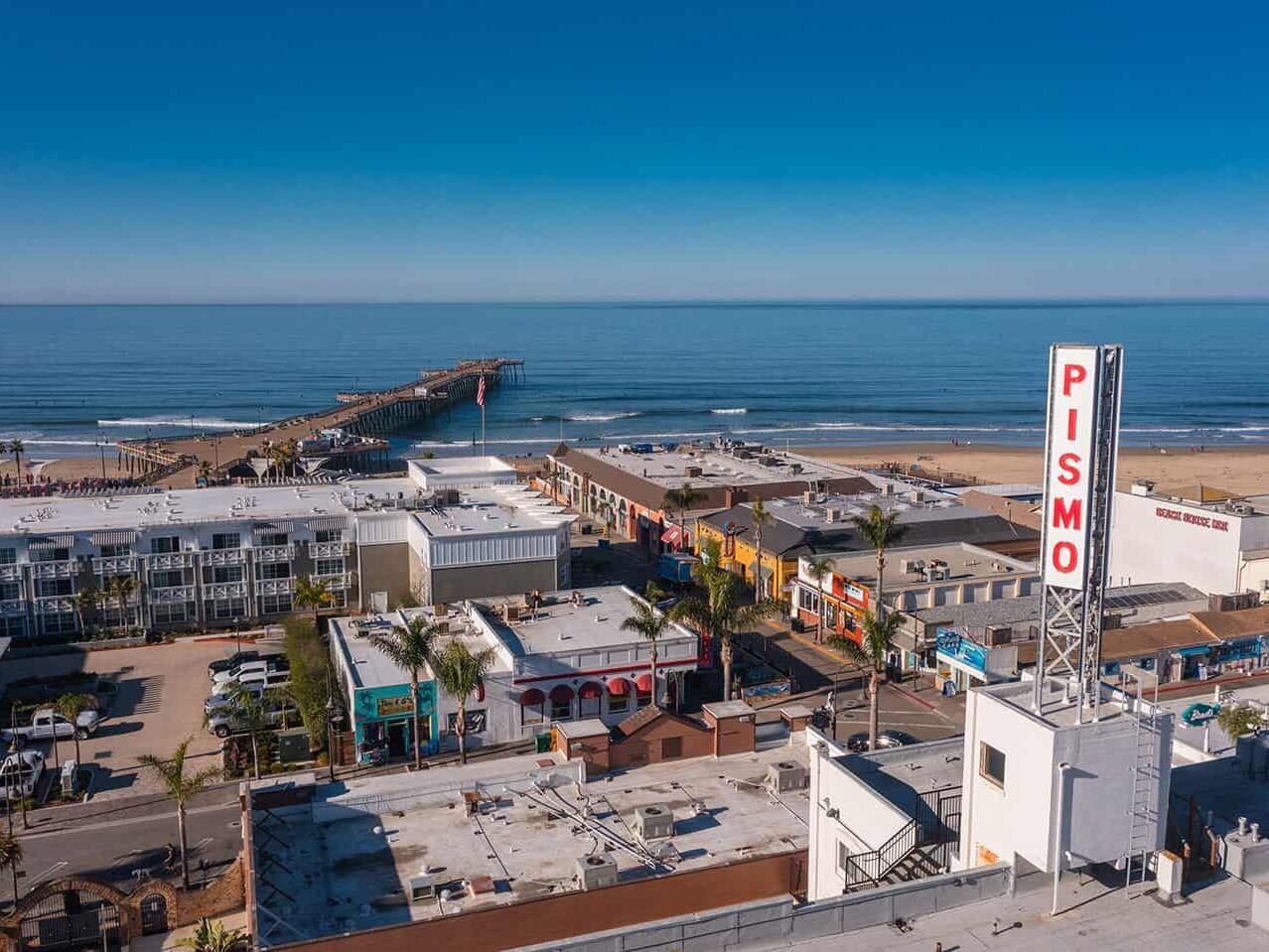 Picture of Pismo Beach Pier Plaza