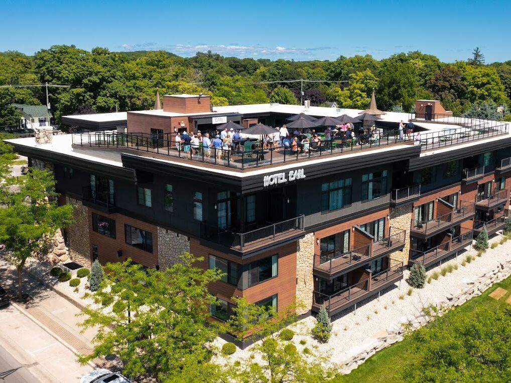 Picture of Hotel Earl of Charlevoix