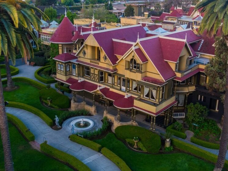 Picture of Winchester Mystery House