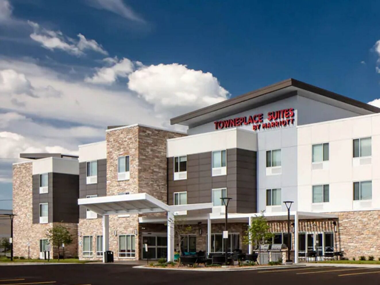 Picture of TownePlace Suites by Marriott Milwaukee West Bend