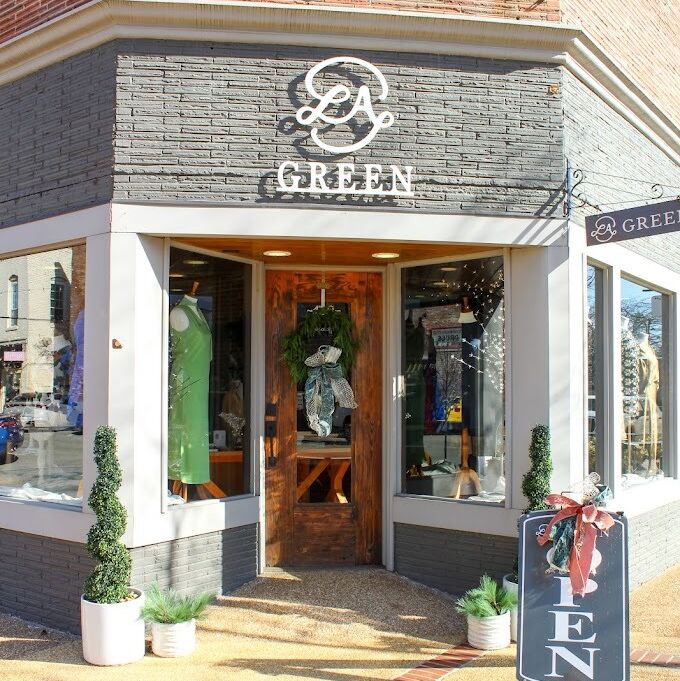 Picture of L.A. Green Tupelo