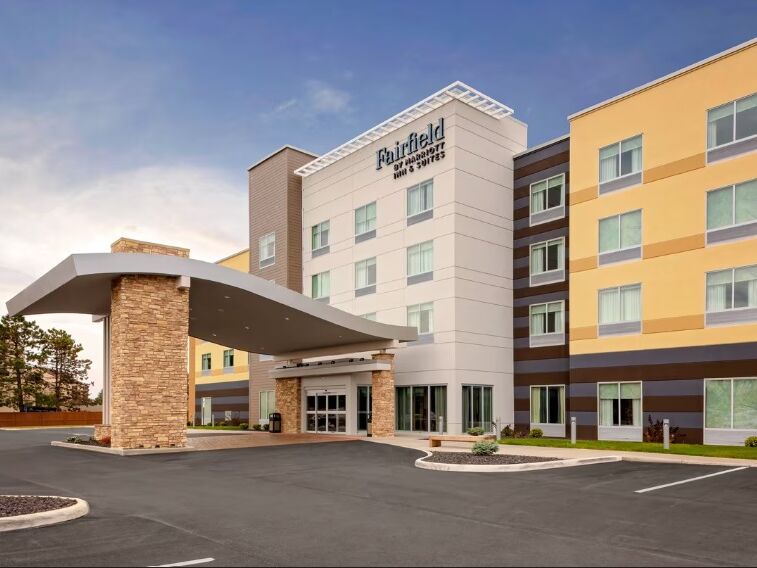 Picture of Fairfield Inn & Suites by Marriott Port Clinton Waterfront
