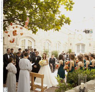 A family friend officiated the Episcopal ceremony, where four of the couple’s best friends sang verses from the Song of Solomon.