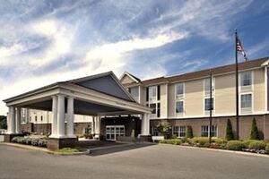 Picture of Hampton Inn & Suites Cape Cod West Yarmouth