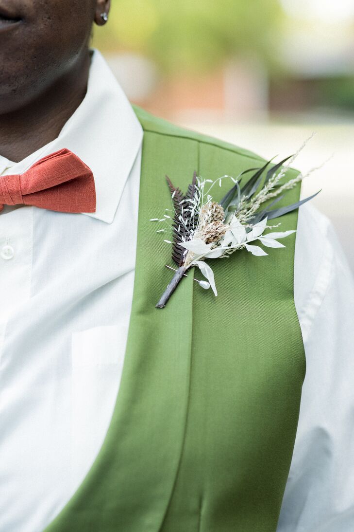 Neutral Colored Boutonniere With Greenery and Pampas Grass