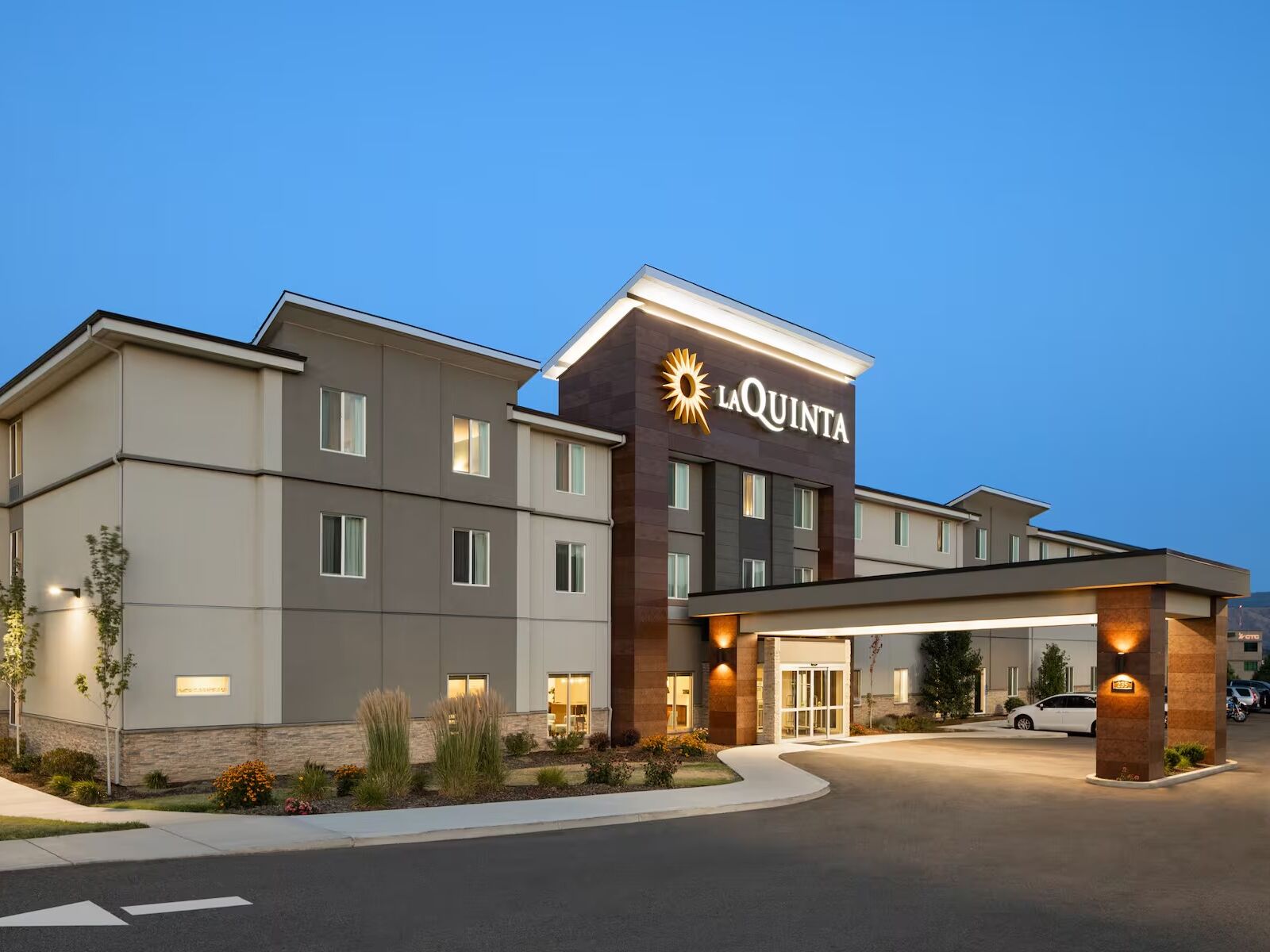 Picture of La Quinta Inn & Suites by Wyndham Wenatchee