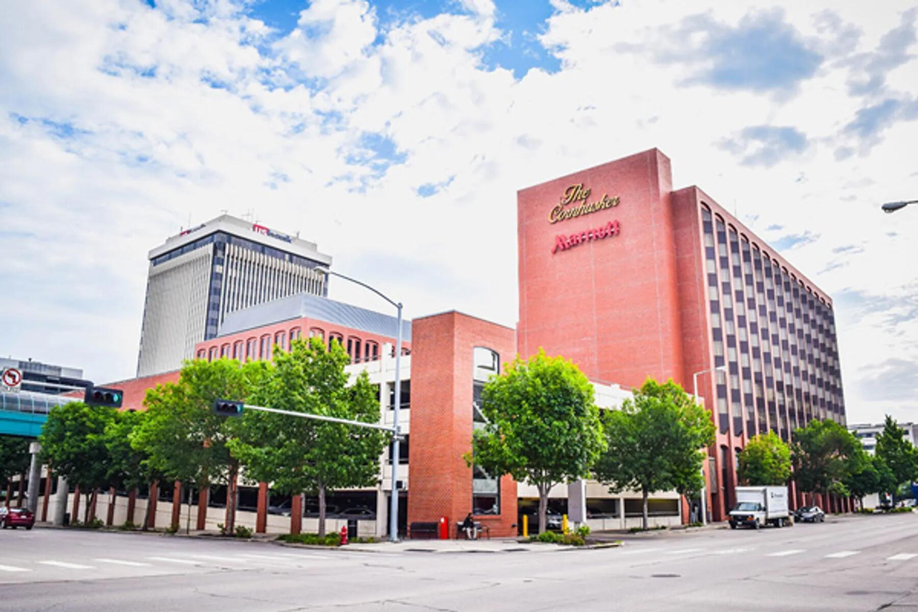 Picture of The Lincoln Marriott Cornhusker Hotel