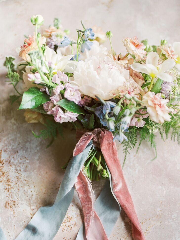 Pastel Bouquet with Ribbons for Ohio Wedding