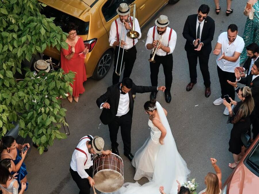 Picture of Bride Pick-Up