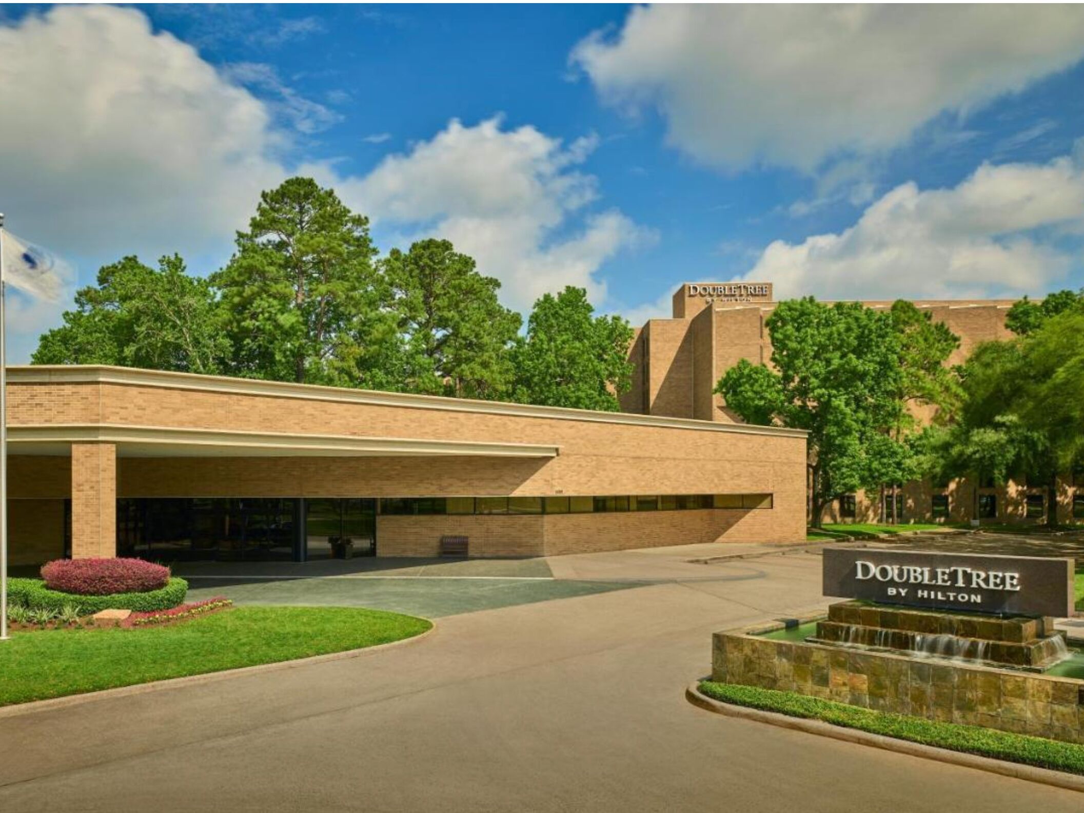 Picture of SAJAN'S SIDE - DoubleTree by Hilton Hotel Houston Intercontinental Airport
