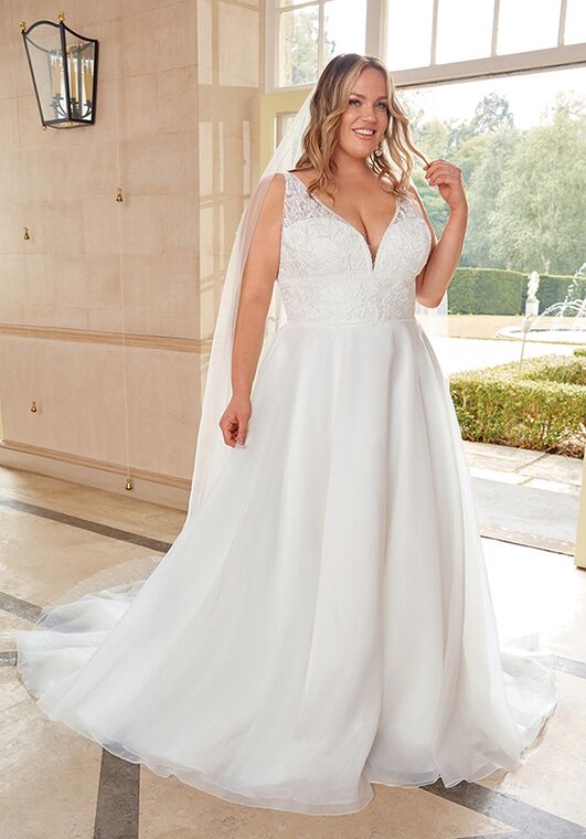 Sincerity Bridal 44262 Ball Gown Wedding Dress - 5
