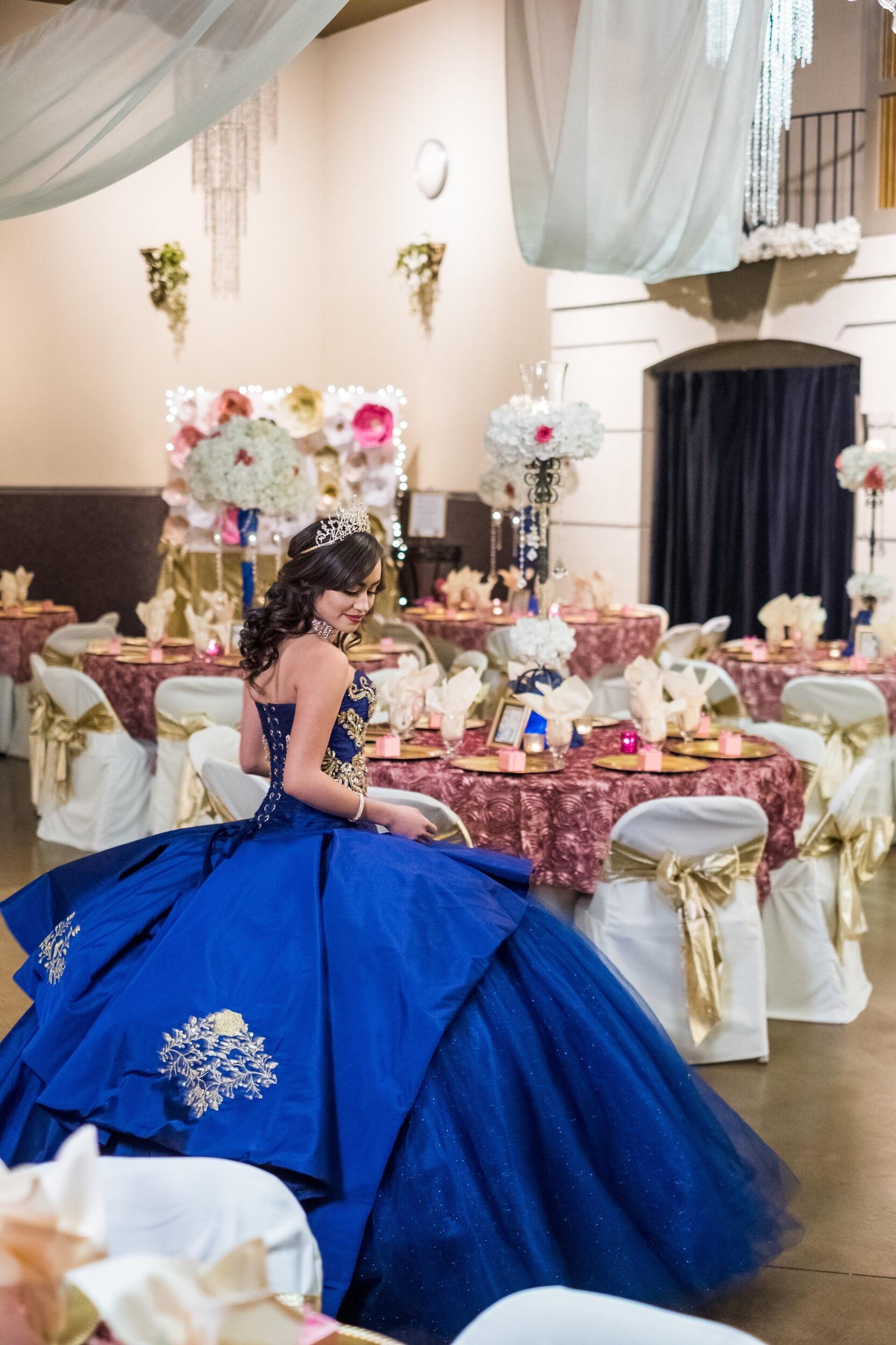Paola's Quinceañera at Bella Sera/ Quinceañera de Paola en Bella Sera