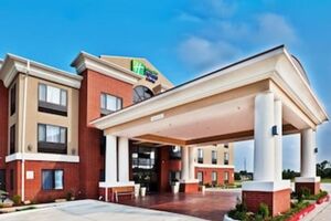 Picture of Holiday Inn Express & Suites Ponca City an IHG Hotel