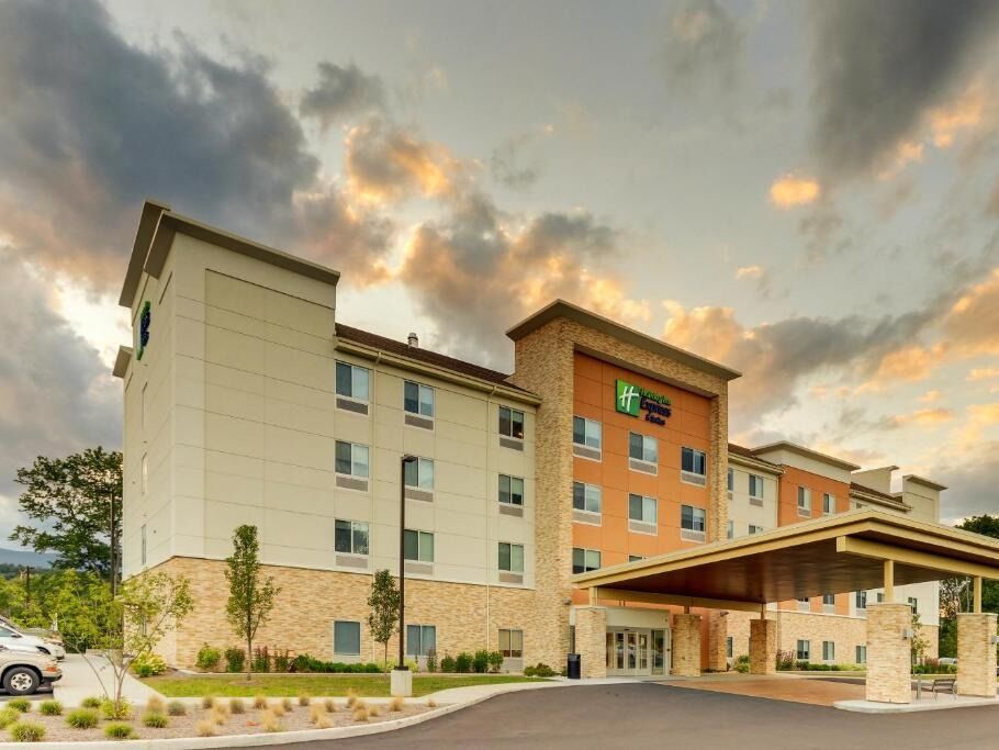 Picture of Holiday Inn Express & Suites Saugerties - Hudson Valley, an IHG Hotel