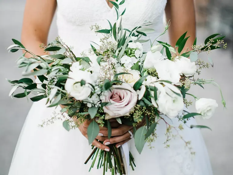 Loose Ivory Ranunculus Bouquet With Garden Roses