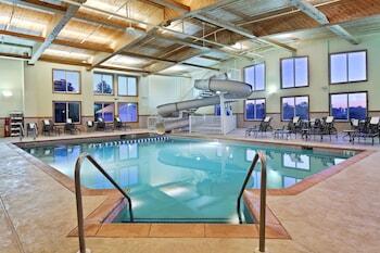 Picture of Country Inn & Suites by Radisson, Galena, IL