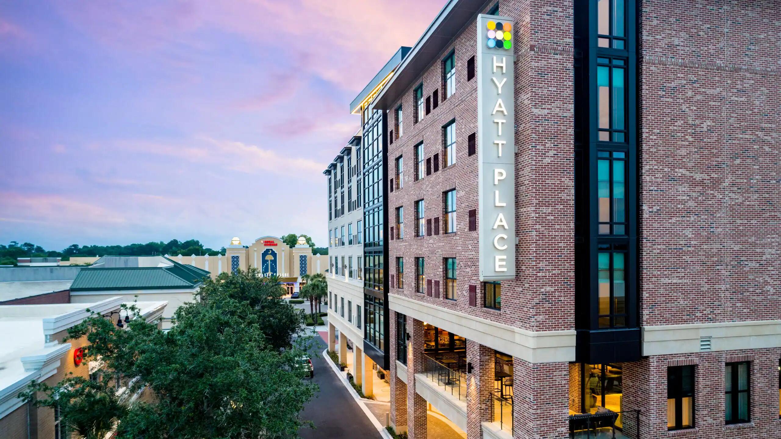 Picture of Hyatt Place Mount Pleasant Towne Centre 