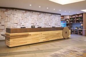 Picture of Hilton Appleton Paper Valley