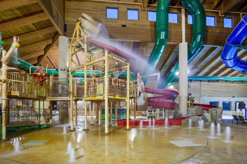 Picture of Holiday Inn Express & Suites Brainerd-Baxter, an IHG Hotel
