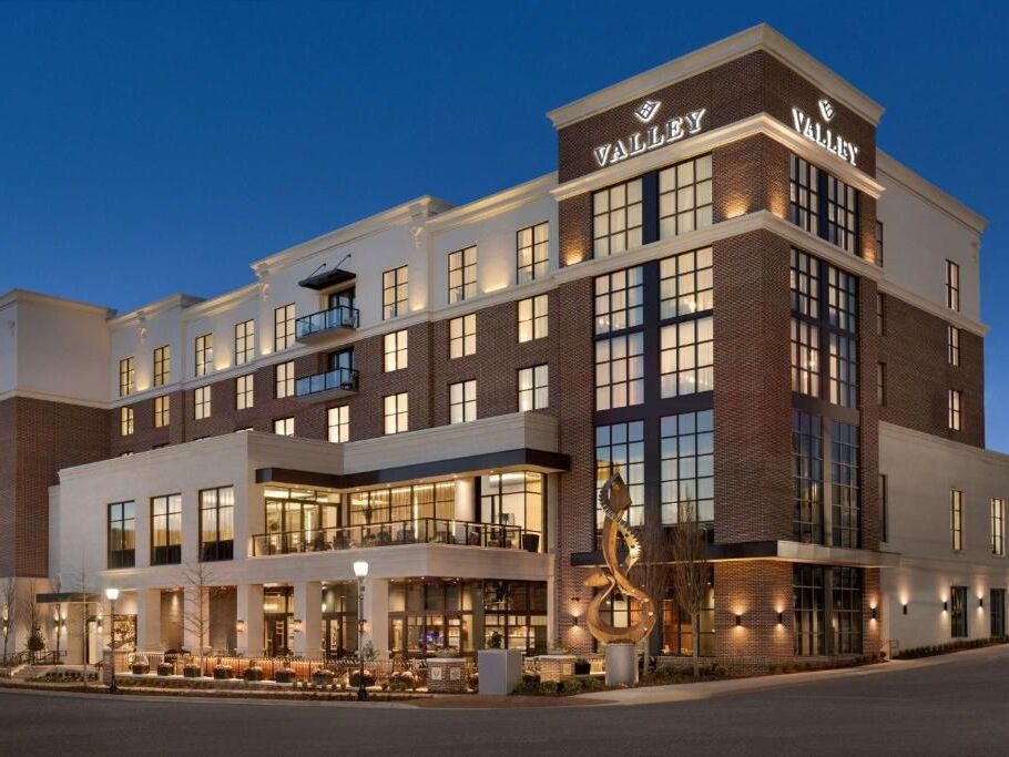 Picture of Valley Hotel Homewood Birmingham, Curio Collection by Hilton