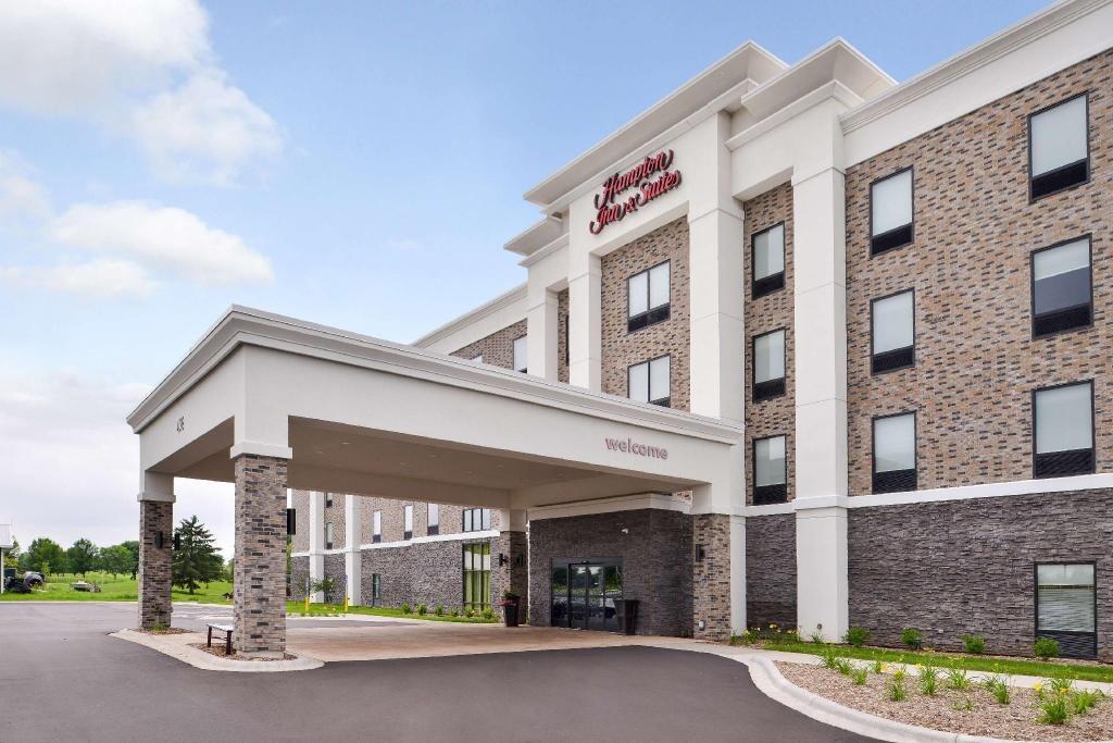 Picture of Hampton Inn & Suites St. Paul Oakdale/Woodbury