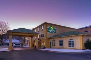 Picture of La Quinta Inn & Suites by Wyndham Castle Rock