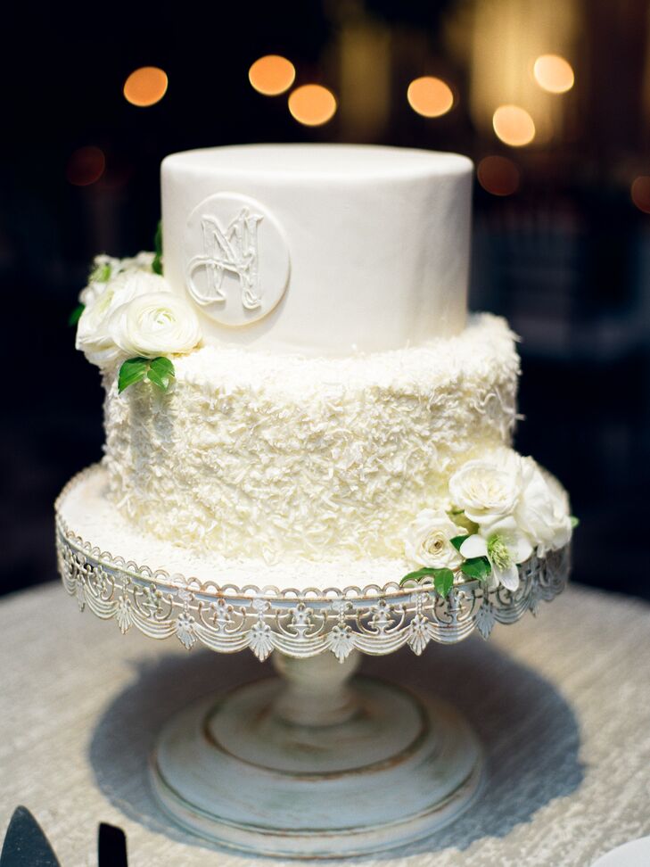 The light-as-air coconut cake was a recipe from the couple’s favorite Chicago spot, Oyster Bah, re-created by the Ritz-Carlton Bachelor Gulch in Avon, Colorado.