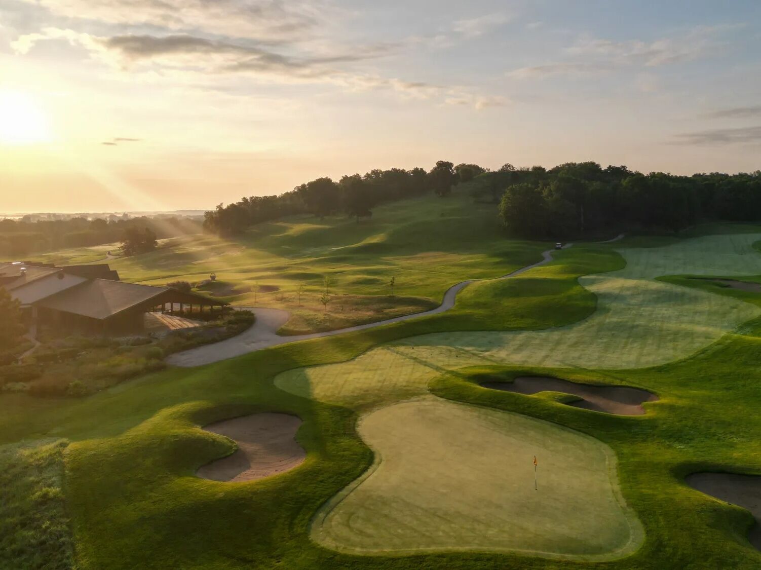 Picture of Play a Round of Golf at Hawks View!