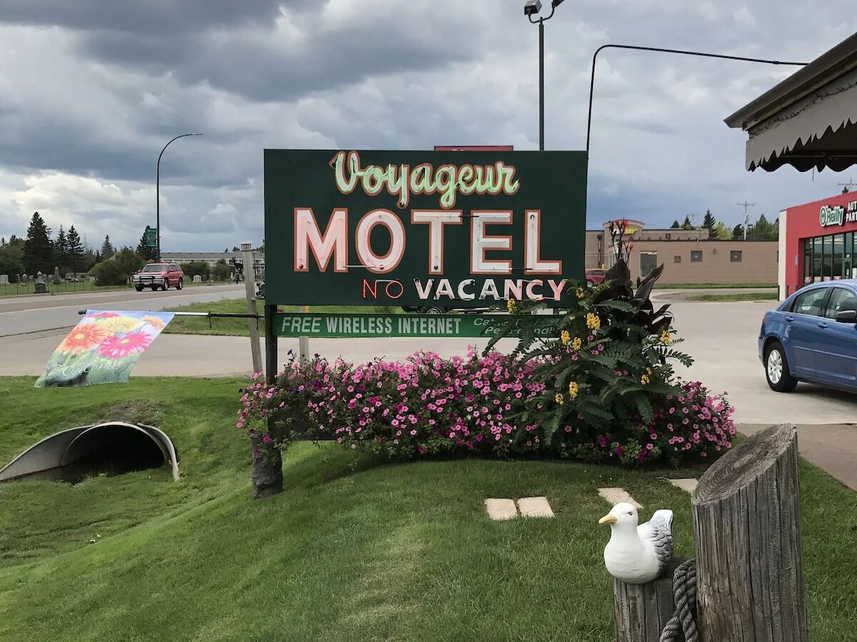 Picture of Voyageur Motel