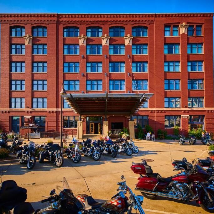 Picture of The Iron Horse Hotel