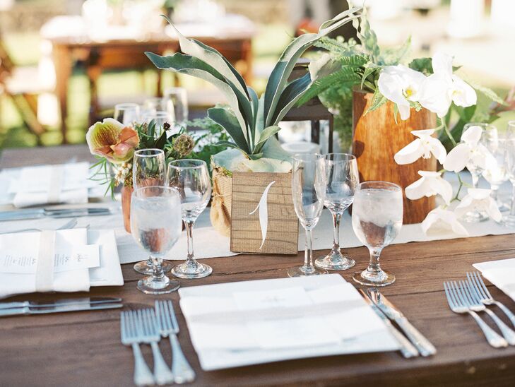 Guests sipped two sweet signature cocktails: a classic mai tai and a tequila punch. "We wanted our menu to reflect our own tastes and the tastes of Hawaii," the couple says.