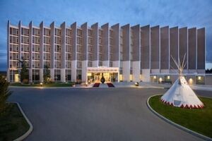 Picture of Grey Eagle Resort