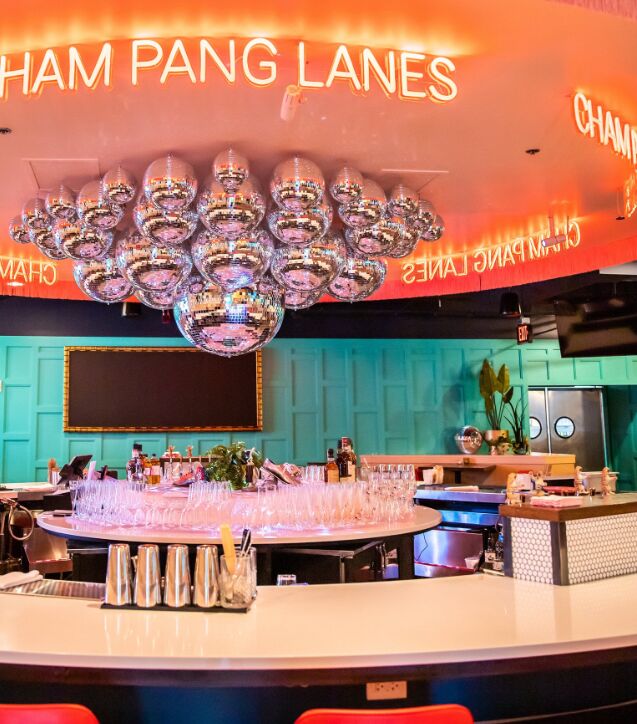 Picture of Châm Pang Lanes