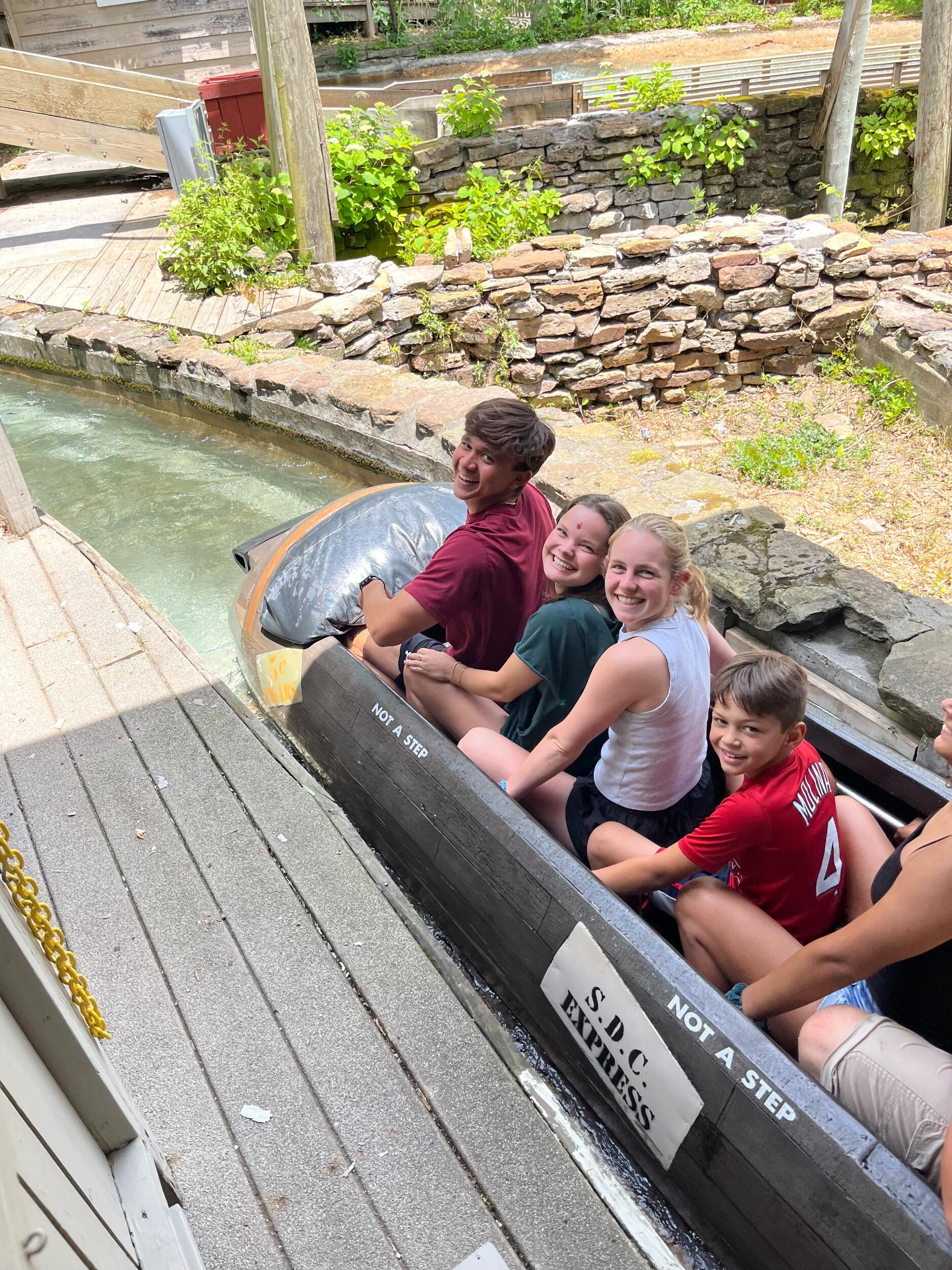 By chance, Liv and DJ share the same off day for Kamp that summer, alongside Emma Sibley and Cam Baller! The four of them get together on their days off every now and then and one time even go to Silver Dollar City for the day! Getting to share a day away from Kamp together in smaller group settings allows DJ and Liv to get even closer!