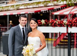 Laurie and Brett celebrated their nuptials with a bright modern affair held at the Saratoga National Golf Course in Saratoga, NY. The couple chose a b